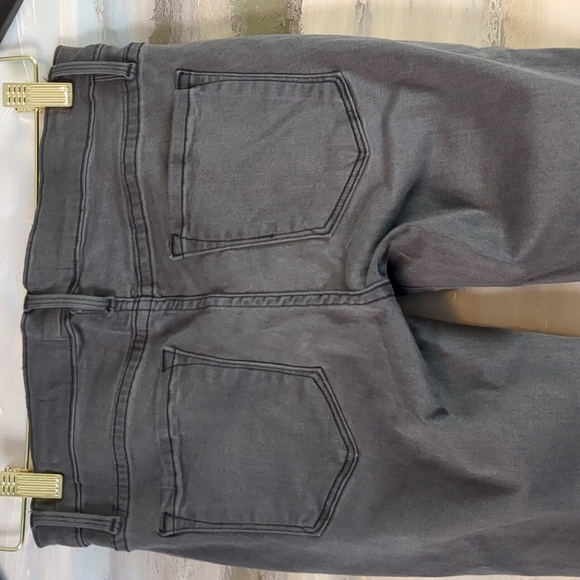 FRAME Le Skinny De Jeanne in Greys Inn Size 26 - Picture 4 of 7